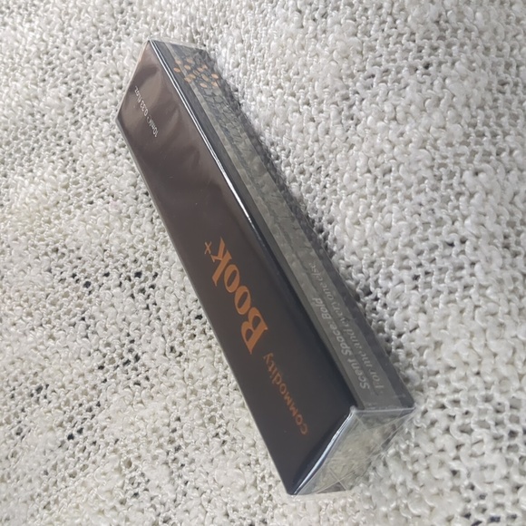Commodity Book+ in Scent Space: Bold, 10ml/0.33fl oz - Picture 2 of 10